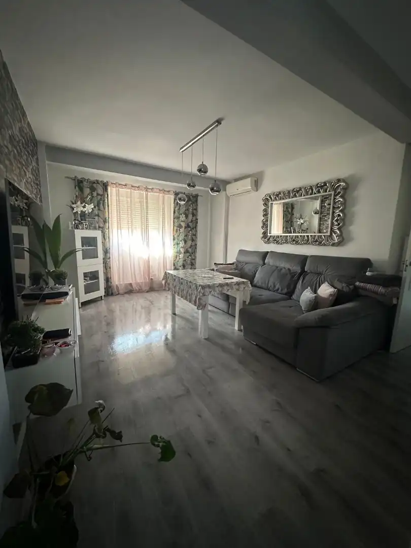 Sala de estar de Piso en venta en  Huelva Capital con Aire acondicionado y Amueblado