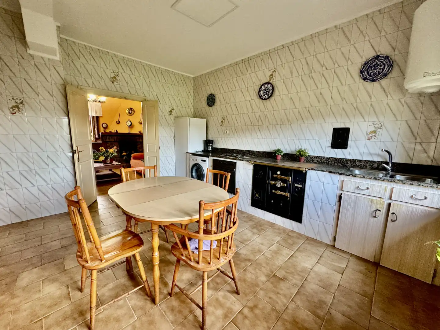 Cocina de Casa adosada en venta en Molledo con Parquet, Terraza y Amueblado