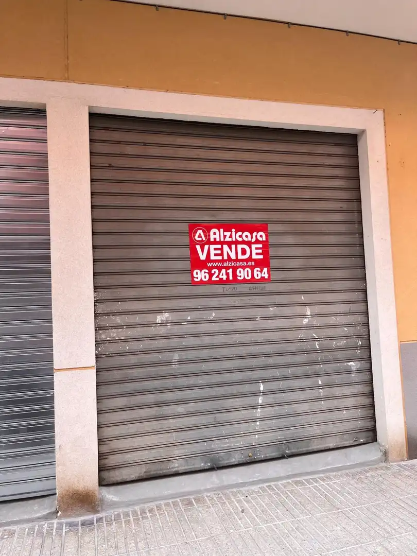 Business premises for sale in Calle DOLORES IBARRURI 5 B, imagen 3