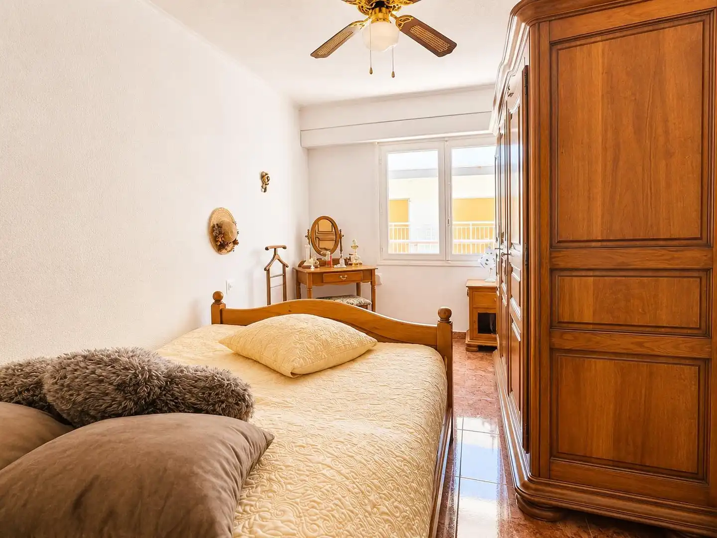 Dormitori de Apartament en venda en Santa Pola amb Aire condicionat, Calefacció i Terrassa
