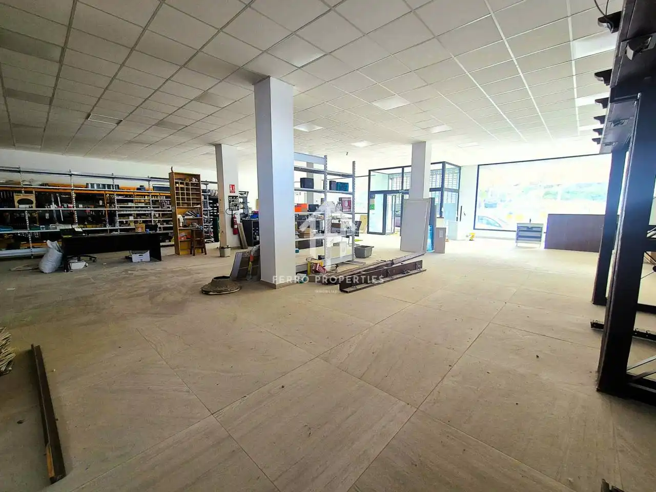Locale commerciale in affitto a Avenida Andalucía, imagen 4
