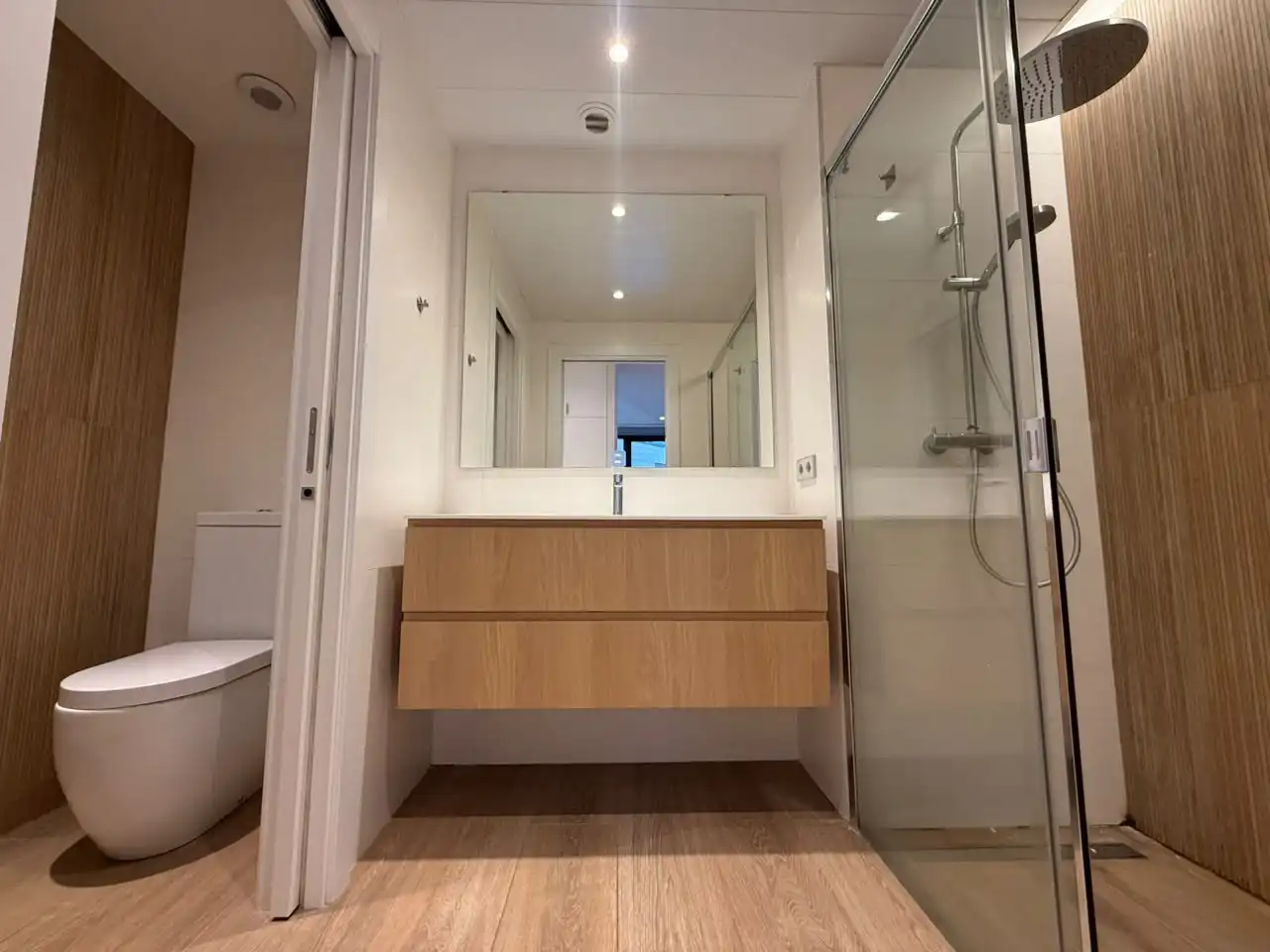 Flat with terrace to rent in Carrer dels Paraires, A tower, edifici B, imagen 15