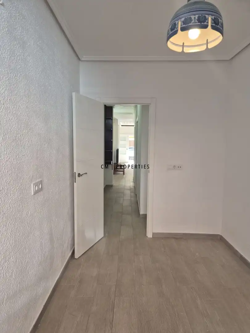 Terraced house with terrace for sale in Sagrario Ferrandis, imagen 9