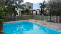 Swimming pool of House or chalet for sale in Chiclana de la Frontera  with Air Conditioner, Private garden and Terrace