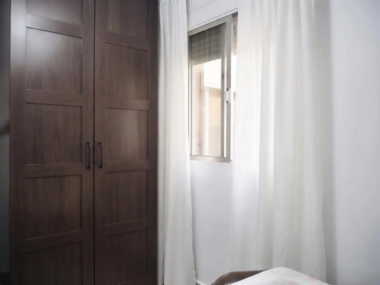 Schlafzimmer von Wohnung zum Verkauf in Sevilla mit Klimaanlage, Terrasse und Möbliert