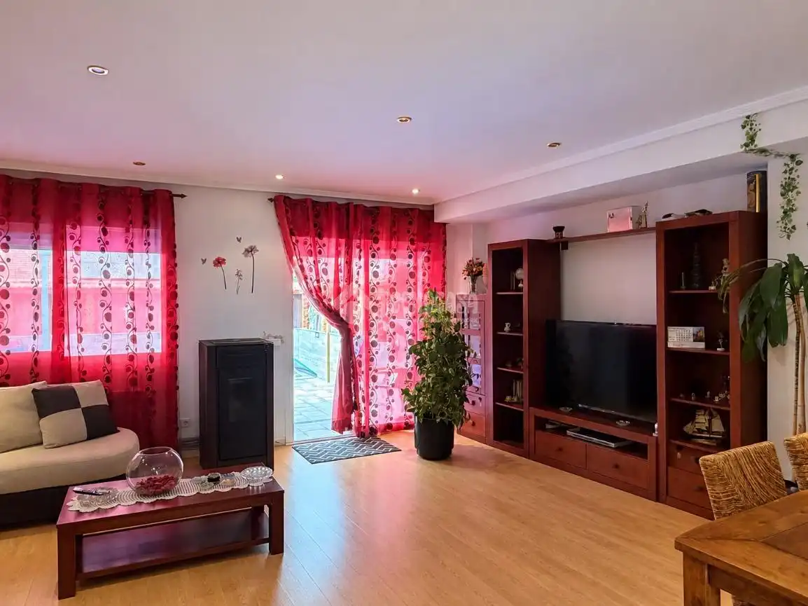 Maison jumelée avec piscine à vendre à Hospital, imagen 2