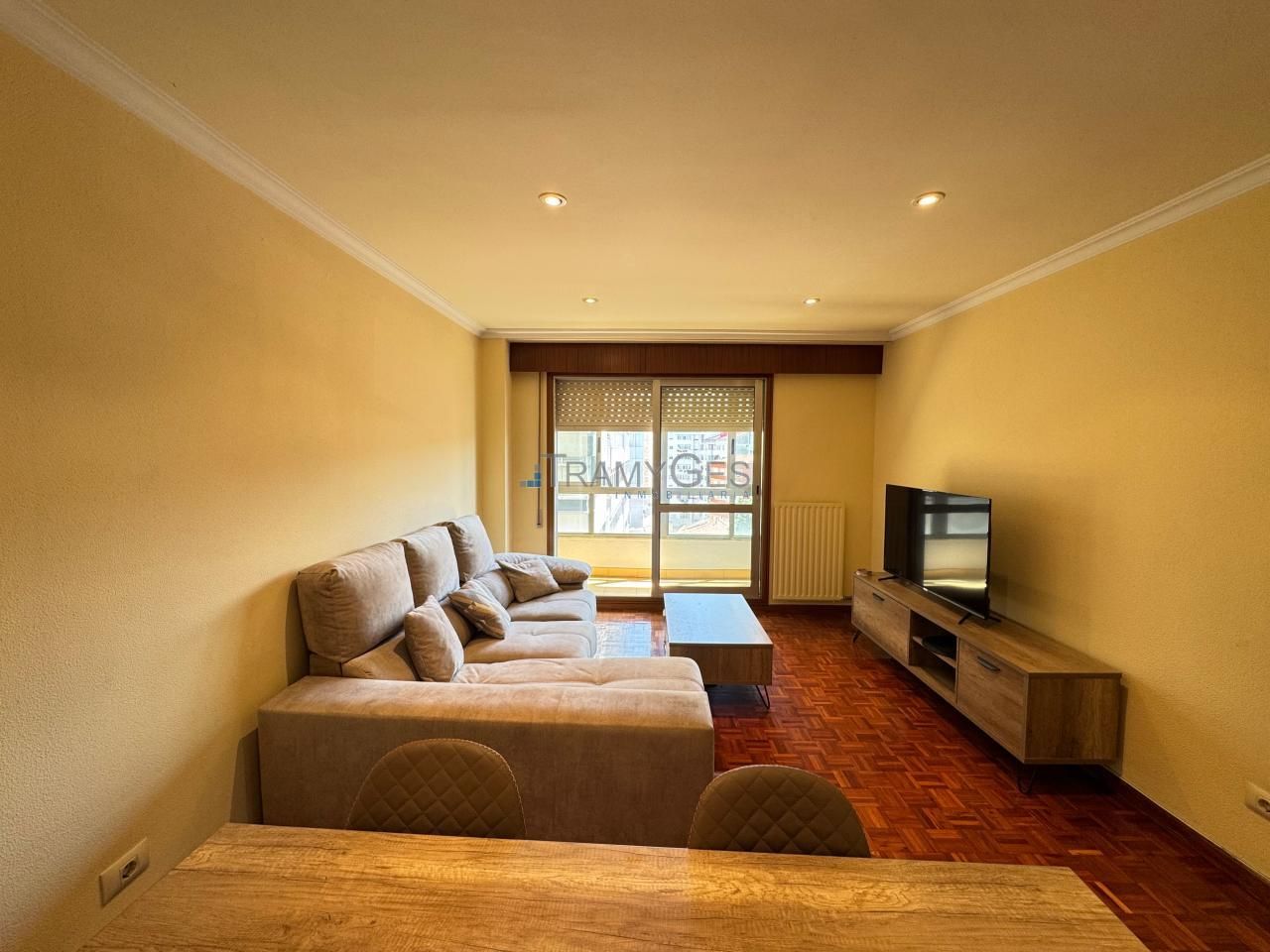 Living room of Flat for sale in Vigo   with Heating, Parquet flooring and Terrace