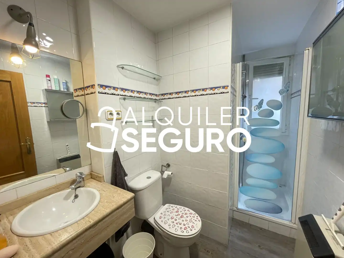 Baño de Piso de alquiler en Latina