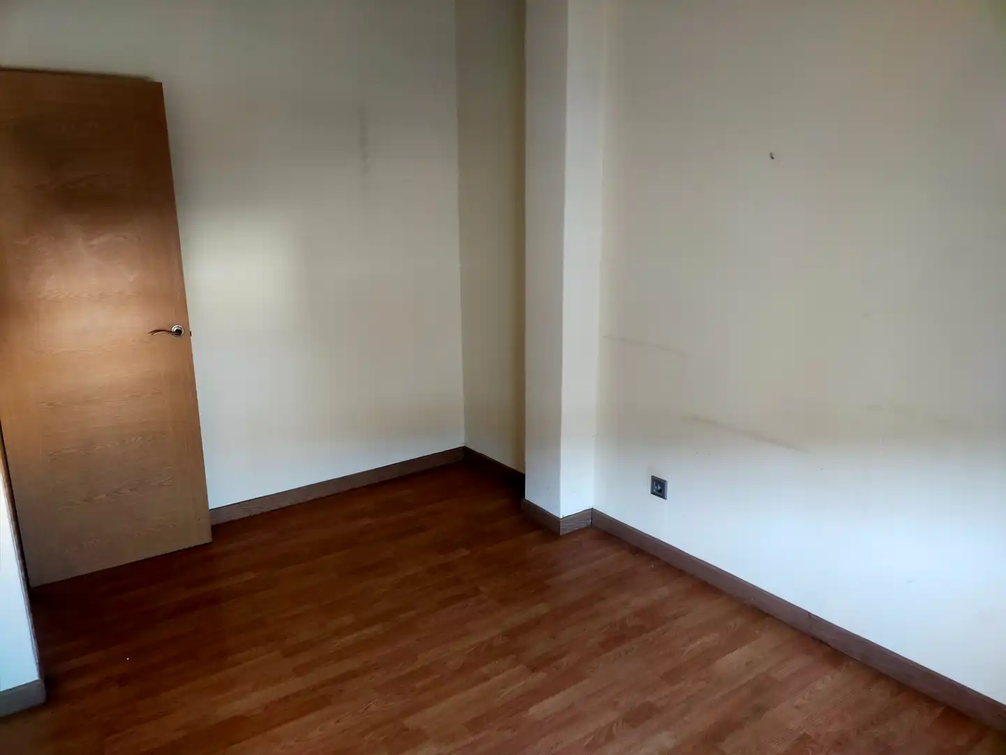 Piso en venta en Zaragoza con Calefacción, Parquet y Horno