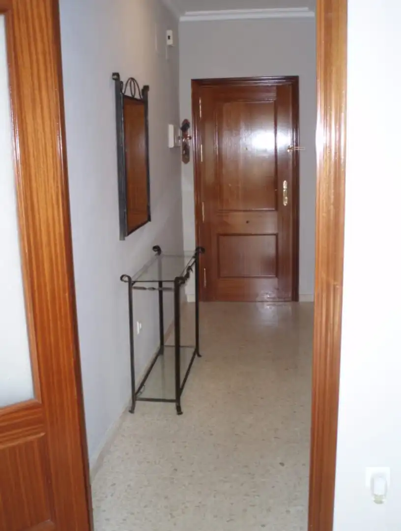 Flat with terrace for sale in Calle Mercedes de Velilla, imagen 13