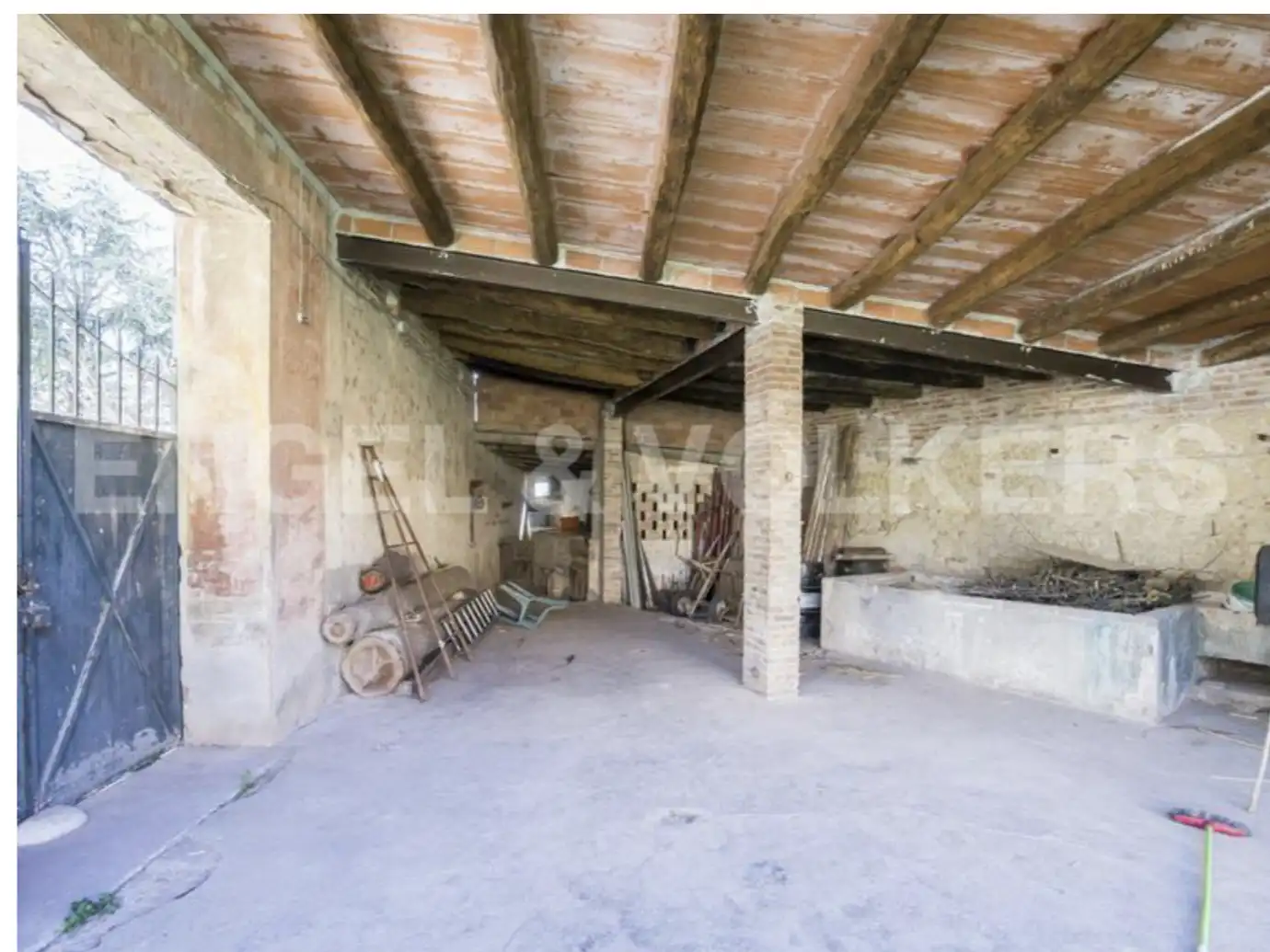Buildings for sale in Castellbisbal