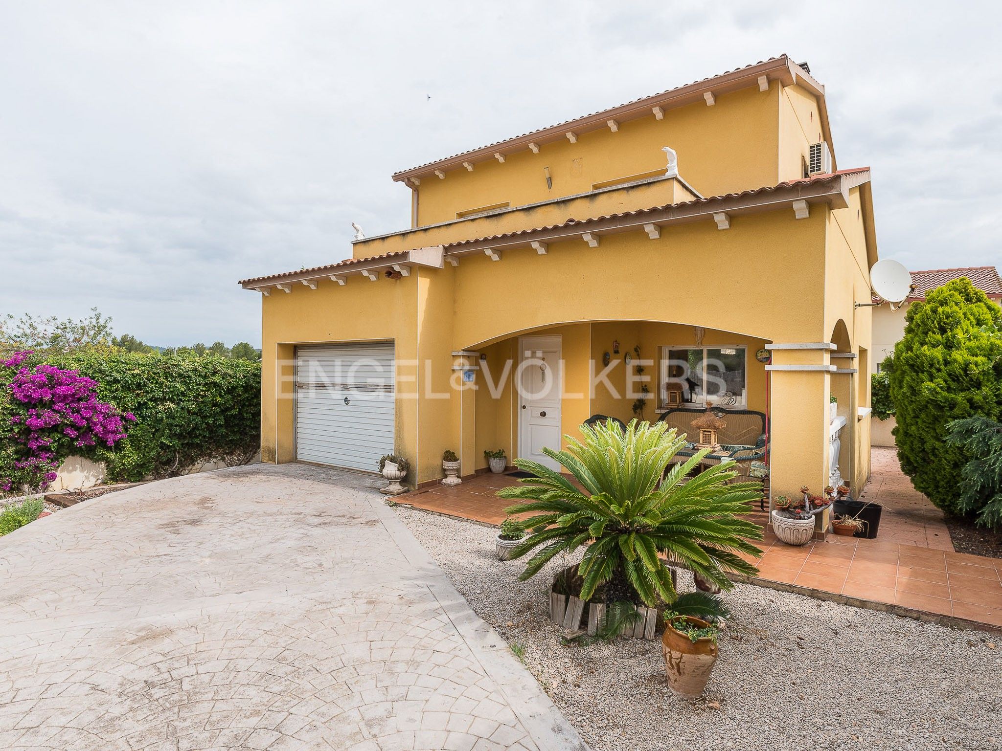 Exterior view of House or chalet for sale in Creixell  with Heating, Private garden and Terrace