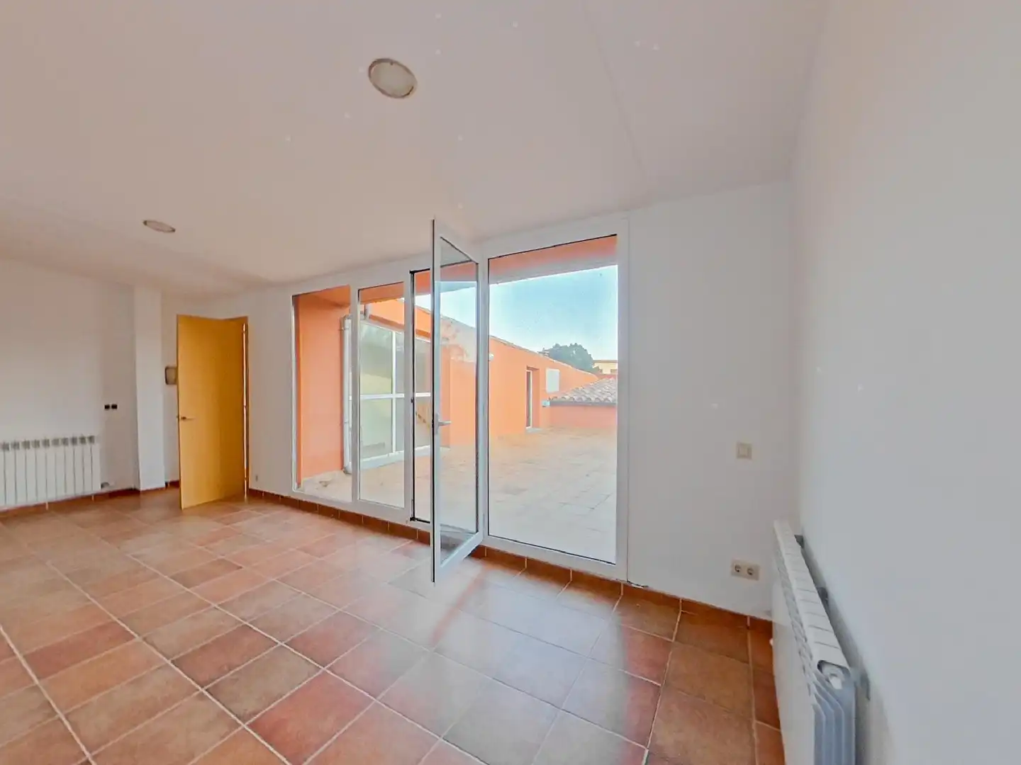 Houses for sale in Montagut i Oix