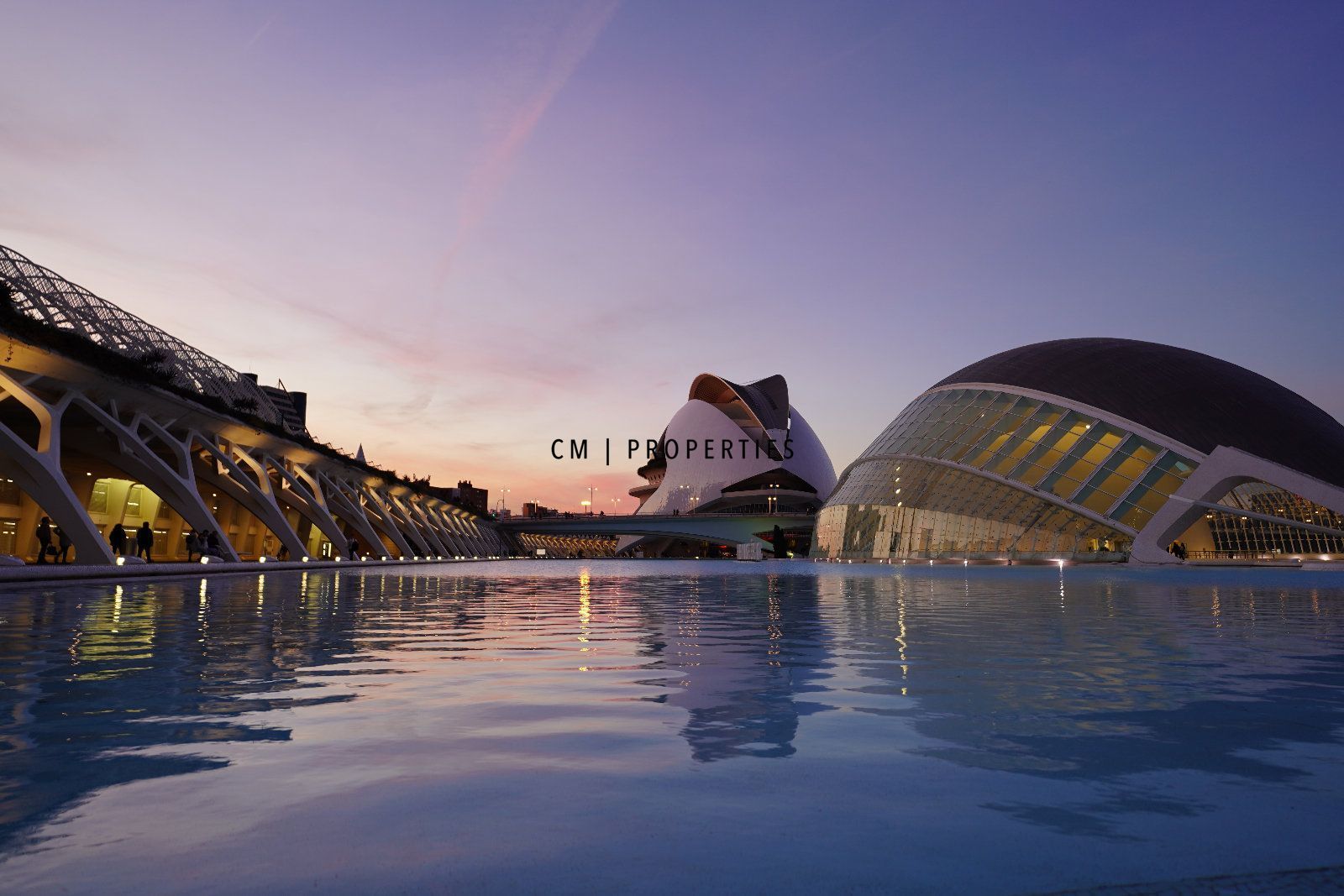 Vista exterior de Àtic de lloguer en  Valencia Capital amb Aire condicionat, Calefacció i Terrassa
