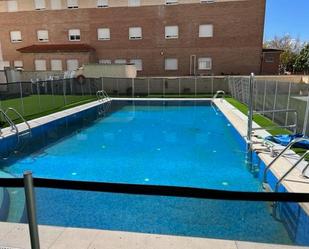 Piscina de Apartament de lloguer en  Murcia Capital amb Aire condicionat i Terrassa