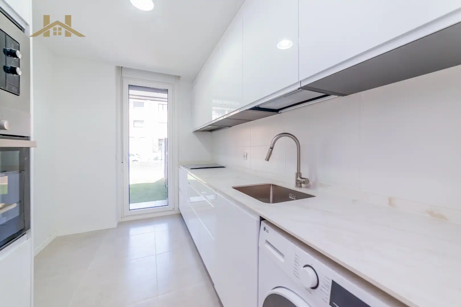Cocina de Piso en venta en Illescas con Aire acondicionado, Calefacción y Jardín privado
