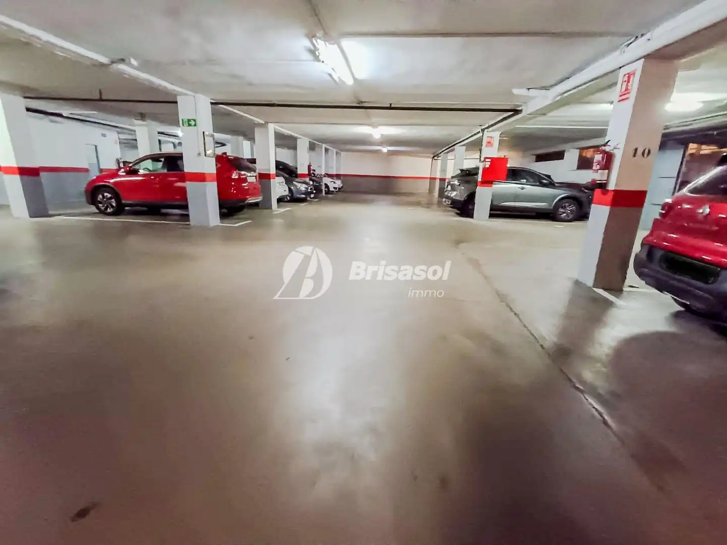 Garage for rent in Ponent