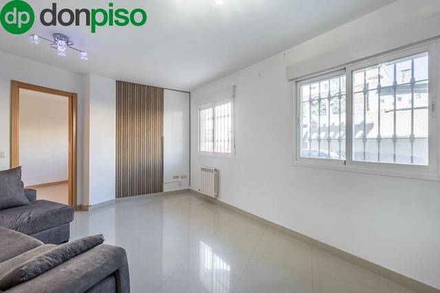 Piso en Venta en Calle Calle Aixa, 1 en Atarfe
