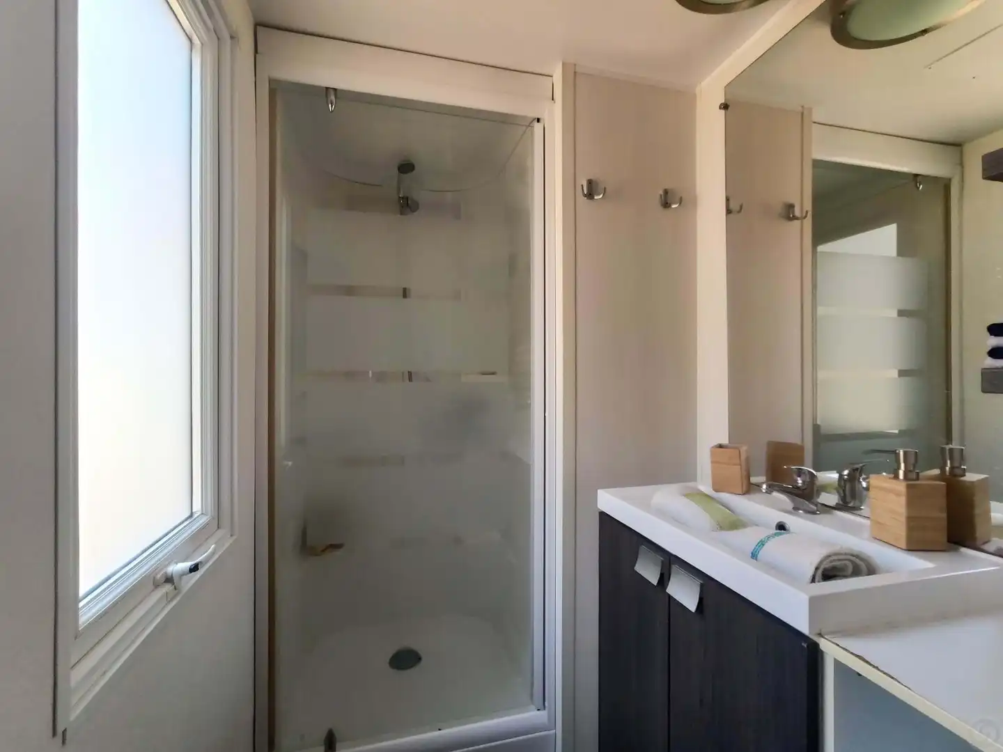 Bathroom of Country homes for sale in La Jonquera  with Air Conditioner, Heating and Terrace