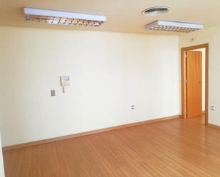 Office for sale in  Jaén Capital  with Air Conditioner