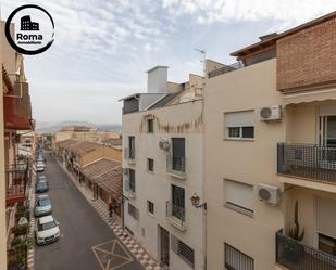 Vista exterior de Apartament en venda en Armilla amb Calefacció i Balcó