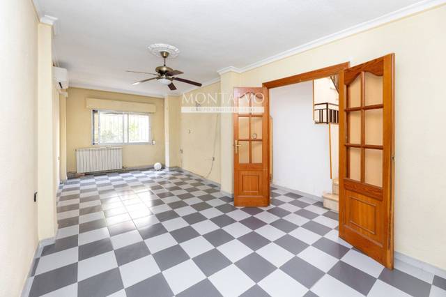 Casa-chalet en Venta en Alfonso Bailon, 15 en Atarfe