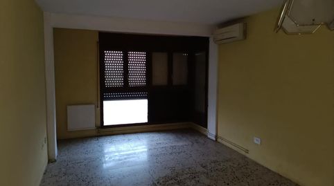 Foto 2 von Wohnung zum Verkauf in Carrer de Miralbó, Alcoletge, Lleida