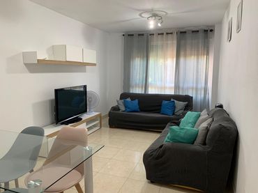 Appartamento con ascensore in affitto a Calle Paz 6