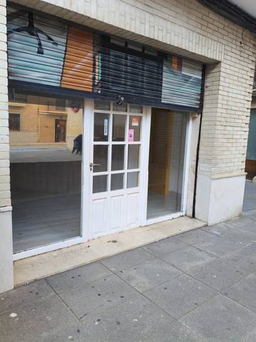 Local comercial en Alquiler en Foios - Escultor Fco Badia en Foios