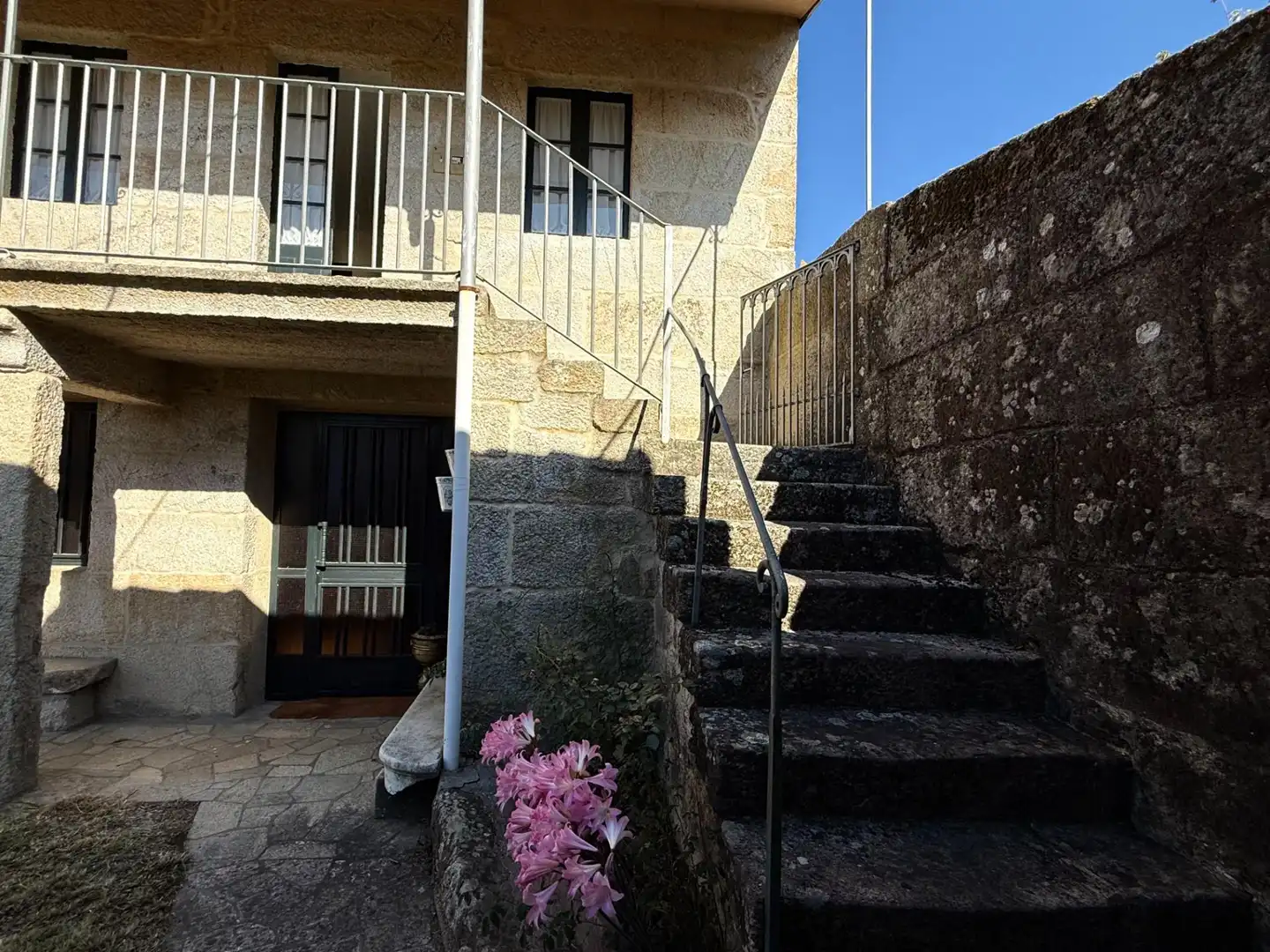 Exterior view of Houses for sale in Boborás  with Private garden and Balcony