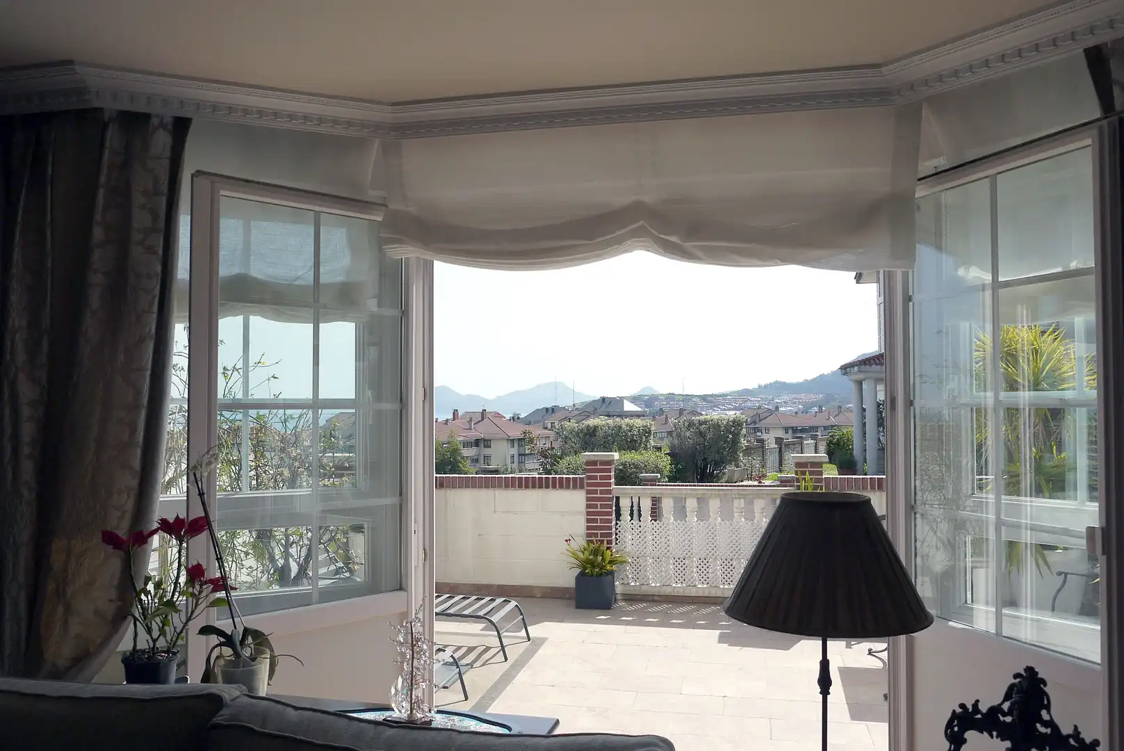 Terrasse von Einfamilien-Reihenhaus zum Verkauf in Castro-Urdiales mit Heizung, Terrasse und Abstellraum