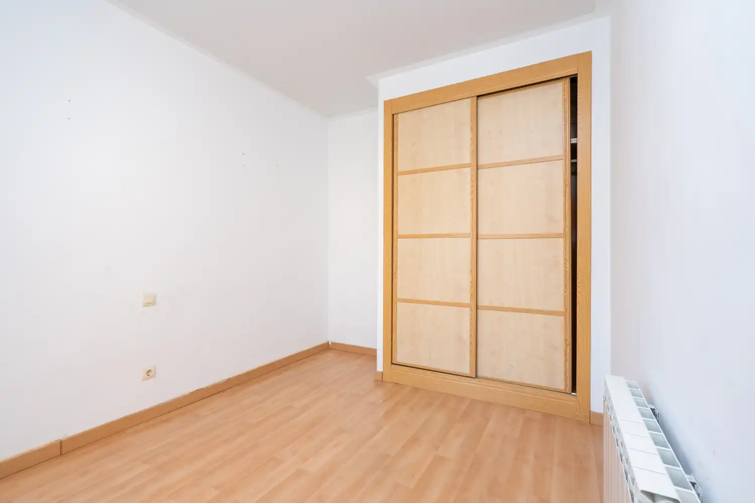 Habitación de Casa adosada en venta en Santa Cruz del Retamar con Calefacción y Piscina