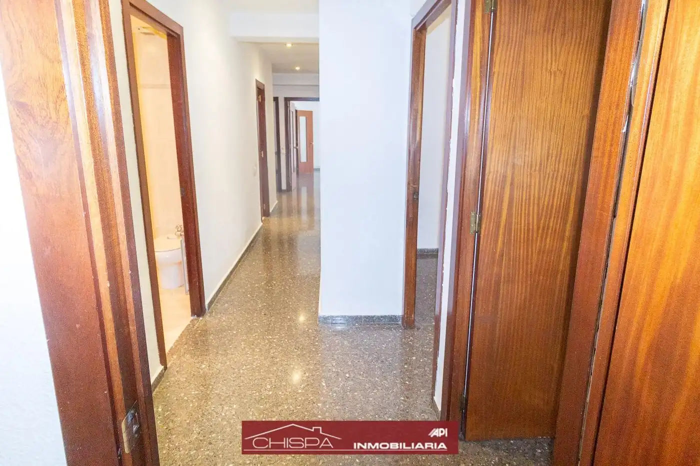 Piso en venta en Valencia con Calefacción y Balcón