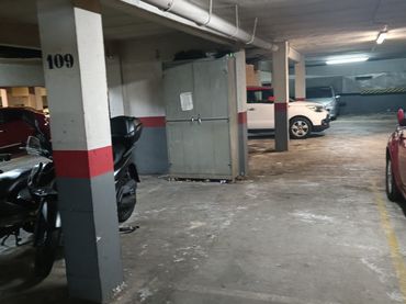 Plaza de garaje individual en venta en Carrer de Simancas 1