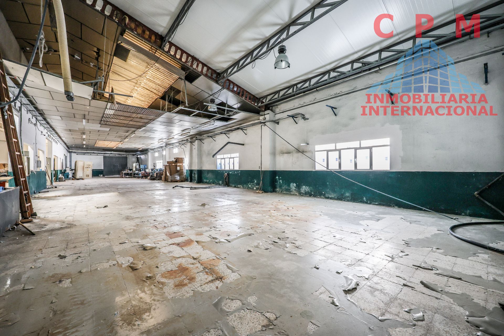 Nau industrial de lloguer en Torrejón de Ardoz amb Calefacció