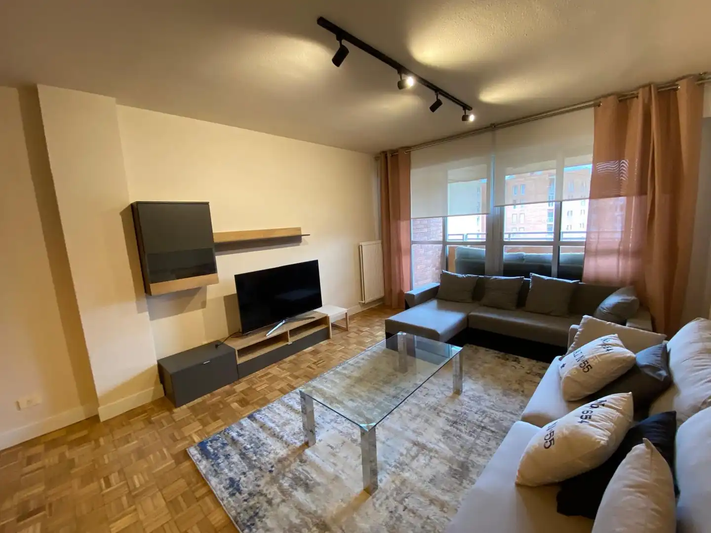 Pis de lloguer a Calle Sancho Ramírez, 33, Mendebaldea - Ermitagaña