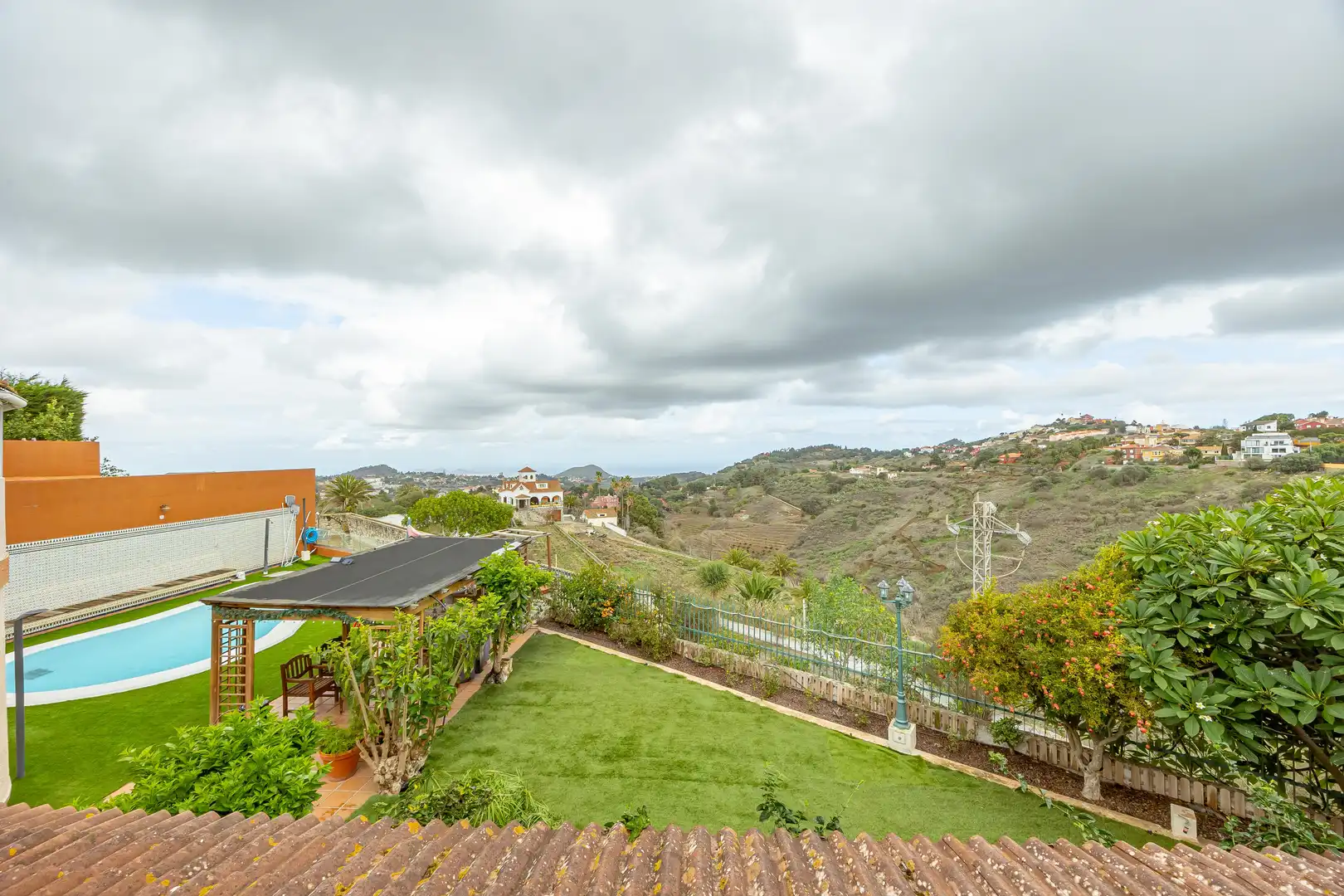 Exterior view of Houses for sale in Santa Brígida  with Private garden, Terrace and Storage room