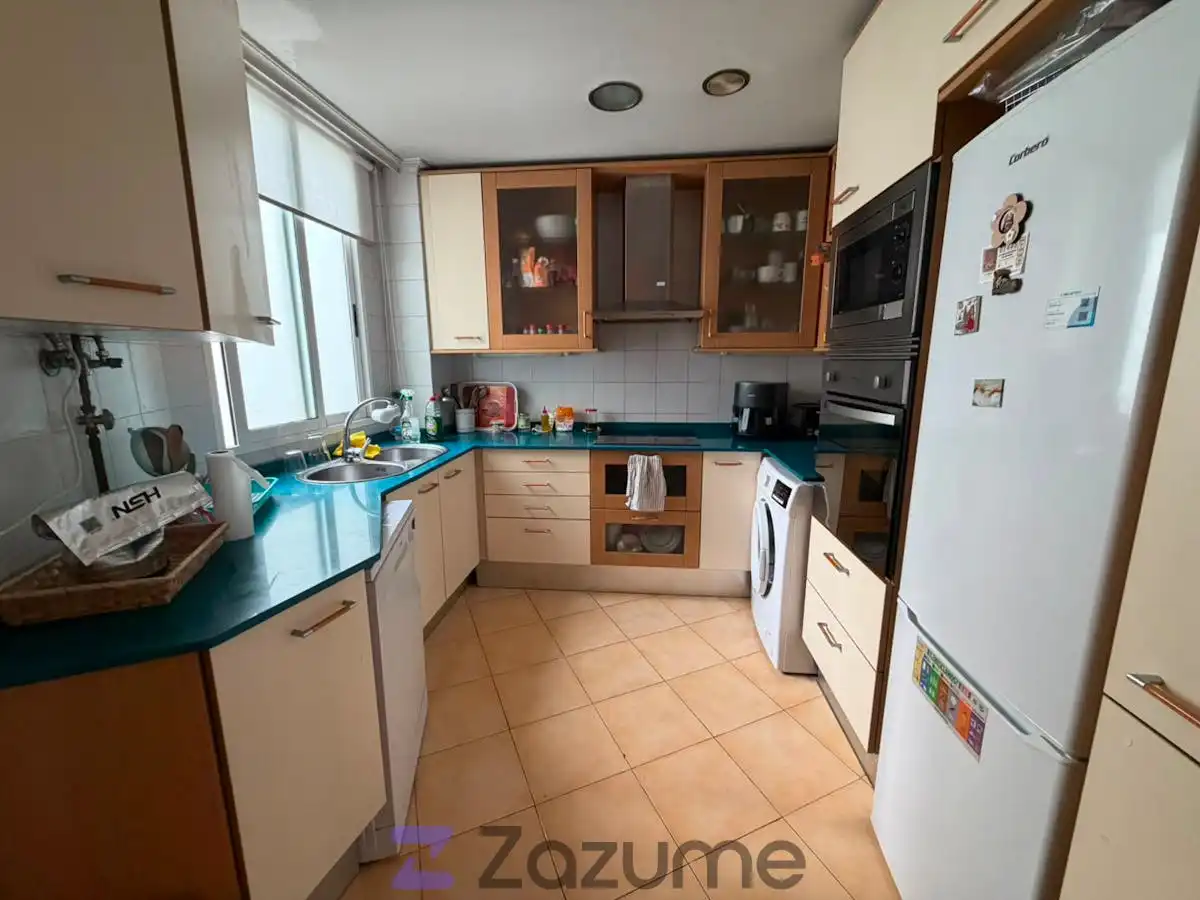 Cocina de Piso de alquiler en Valencia con Parquet, Amueblado y Horno
