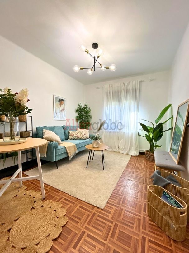 Living room of Flat for sale in Oviedo   with Heating