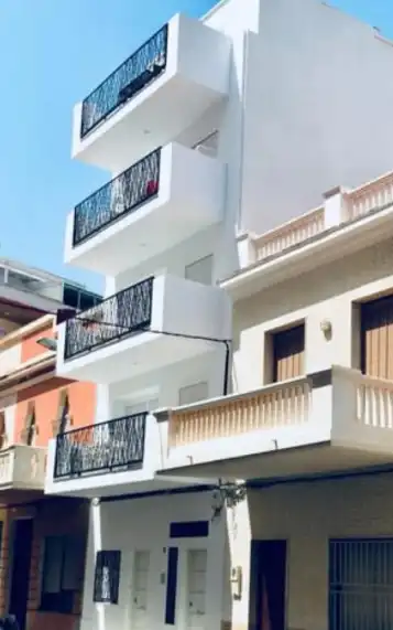 Vista exterior de Pis de lloguer en Sueca amb Aire condicionat, Terrassa i Moblat