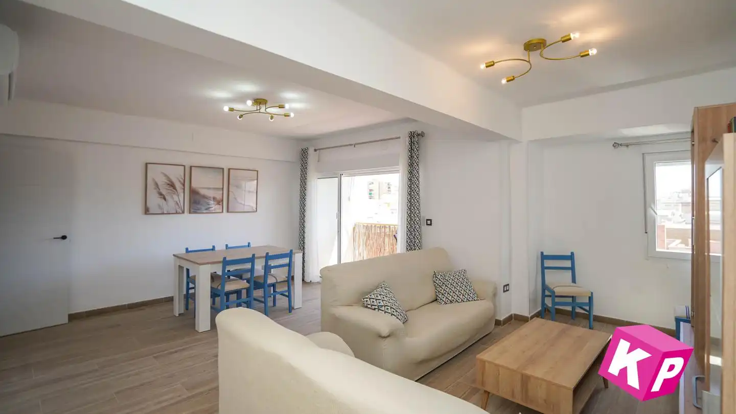 Sala de estar de Piso en venta en Santa Pola con Aire acondicionado, Terraza y Amueblado
