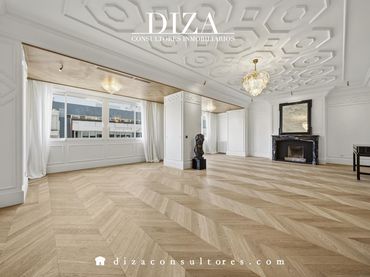 Piso con ascensor en venta en Chamberí