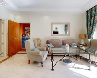 Living room of Flat for sale in Marbella  with Heating, Private garden and Parquet flooring