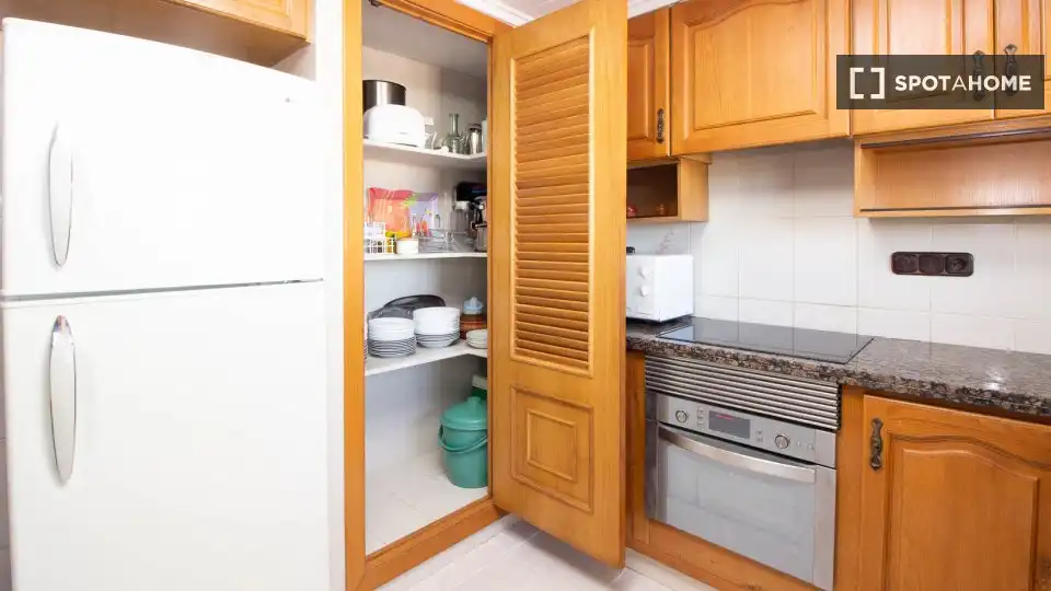 Kitchen of Flat for rent in Sueca  with Air Conditioner, Heating and Furnished