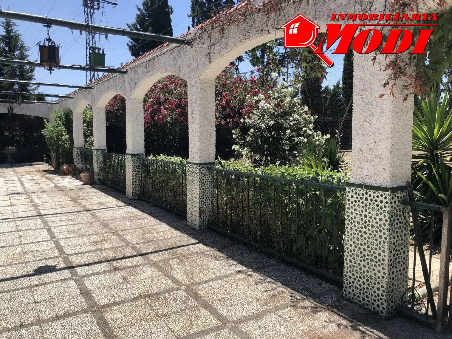 Außenansicht von Country house zum Verkauf in Santa Fe mit Klimaanlage, Heizung und Privatgarten