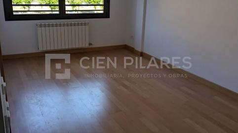 Photo 2 of Flat to rent in Avenida la Sierra, La Cava - Fardachón,  Logroño