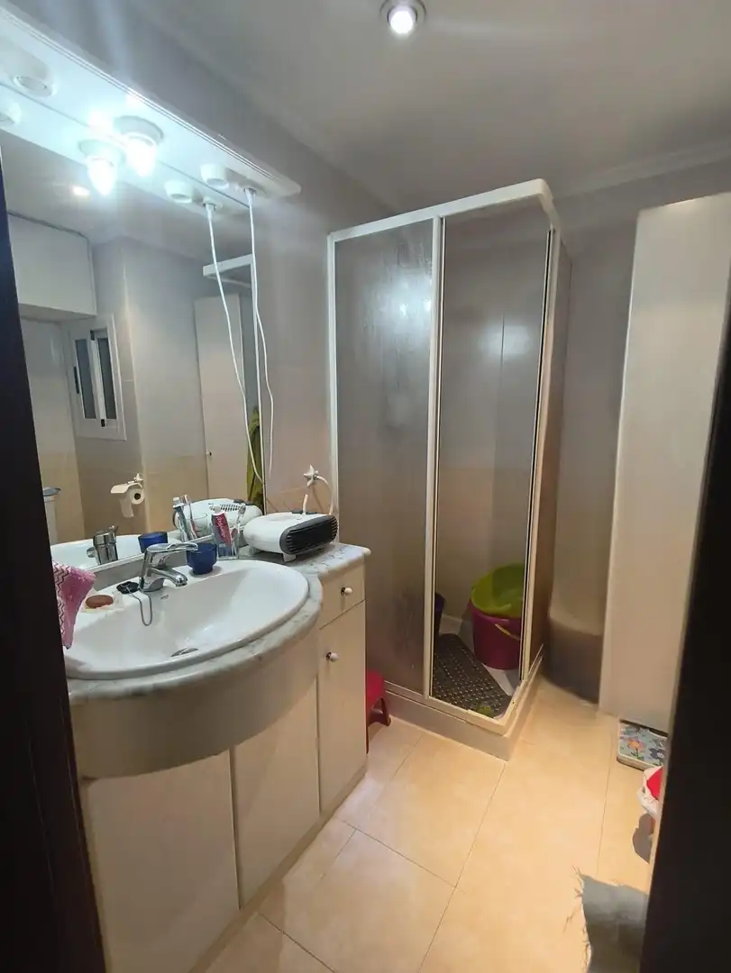 Bathroom of Flat for sale in Bonrepòs i Mirambell