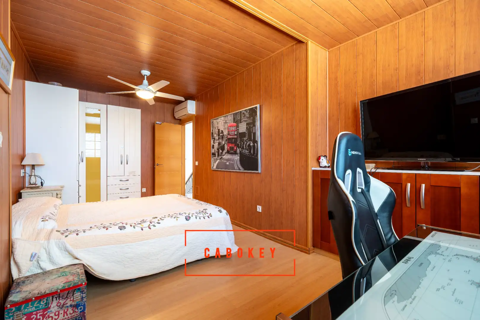 Habitación de Casa o chalet en venta en Huércal de Almería con Aire acondicionado, Calefacción y Jardín privado