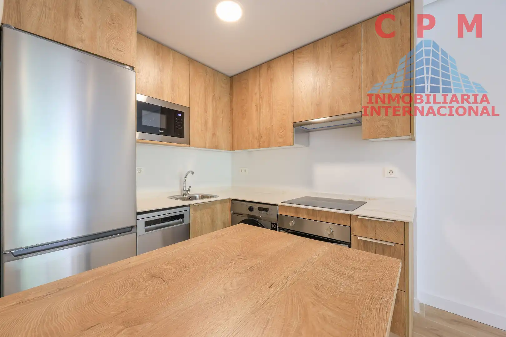 Kitchen of Flat for rent in Madrid  with Air Conditioner, Heating and Parquet flooring