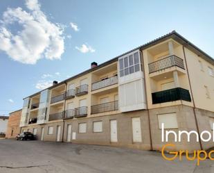 Außenansicht von Wohnung zum verkauf in Baños de Rioja mit Terrasse